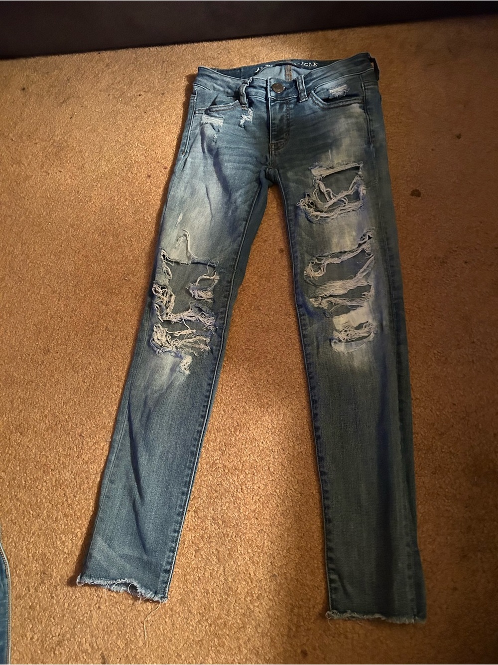 Women’s Distressed Blue Slim Fit Jeans